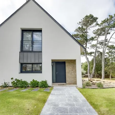 Beautiful House, Pool, And Beach Within Walking Distance In Piriac-sur-mer * Piriac-sur-Mer